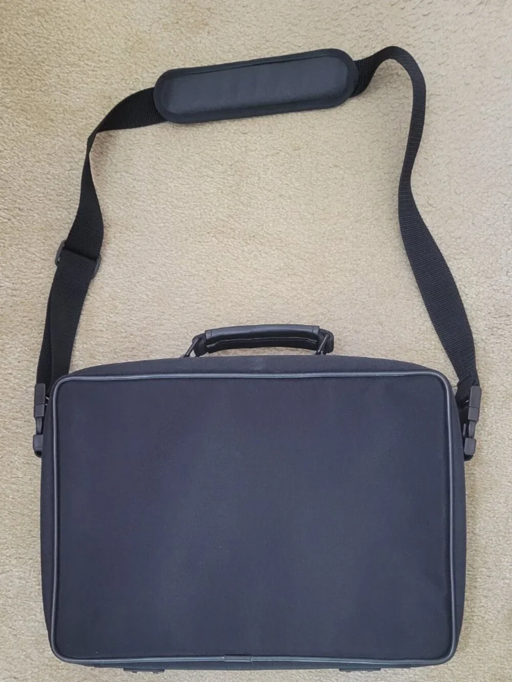 Share Case Tek Computer Bag 16”x12”x4”